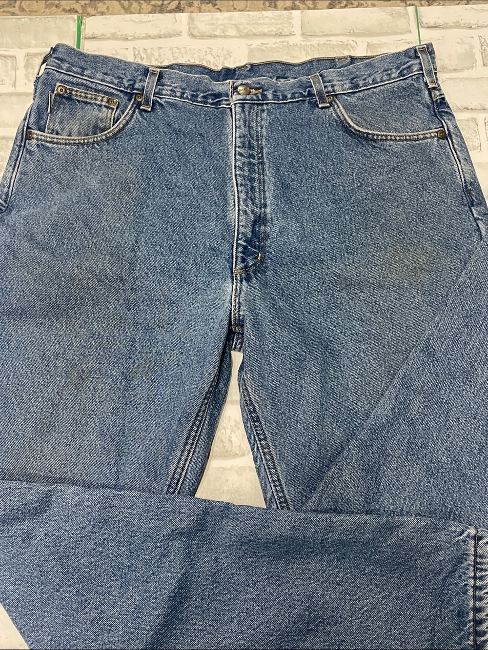 Carhartt Men’s workwear denim blue jeans. Fleece lined.40x34. Pre-owned. See pic